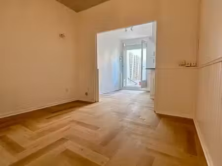 loue studio rénové rivesaltes avec cour privative