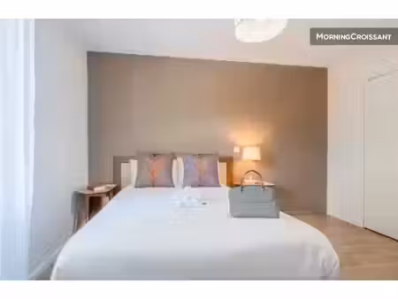 location meublée appartement 2 pièces 40 m² à l'isle-d'abeau (38080)  1 050 €