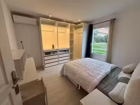 location meublée appartement 2 pièces 42.09 m² à grasse (06130)  820 €