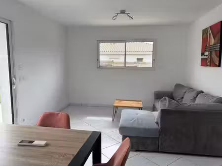 location maison meublée 3 chambres à l'année vielle