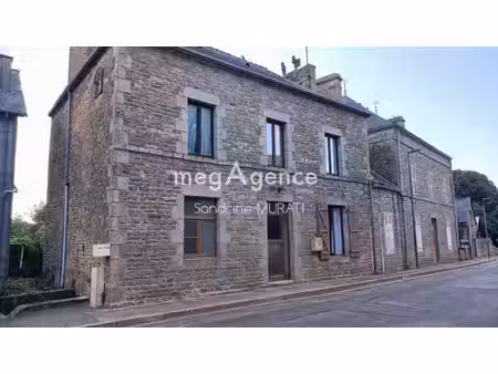 hardanges 53 - maison de bourg avec jardins