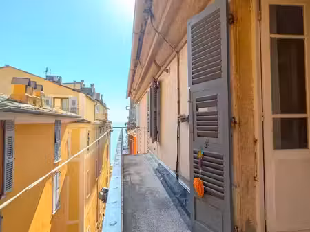 location meublée appartement 4 pièces 97 m² à bastia (20200)  900 €