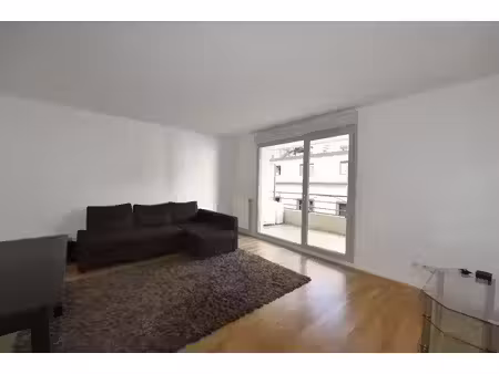 location appartement 2 pièces 46 m² à lyon 3ème (69003)  890 €