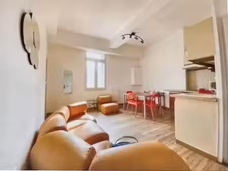 location meublée appartement 3 pièces 45 m² à montpellier (34000)  1 000 €