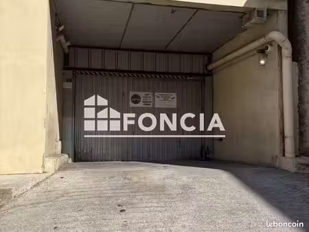 parking 12 m² nice
