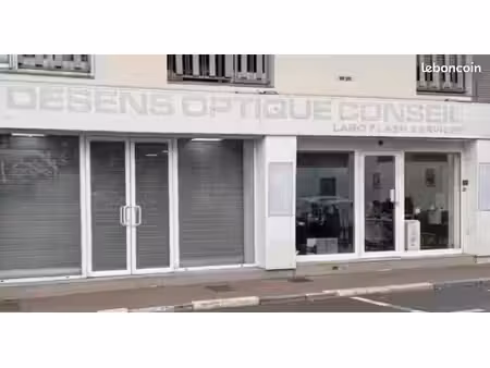 à louer immédiatement – local commercial idéalement situé à cannes république/anglais