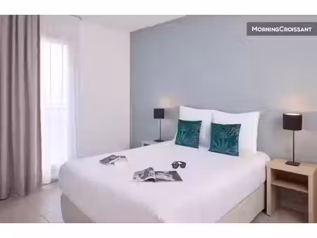 location meublée appartement 2 pièces 40 m² à marseille 6ème (13006)  1 000 €