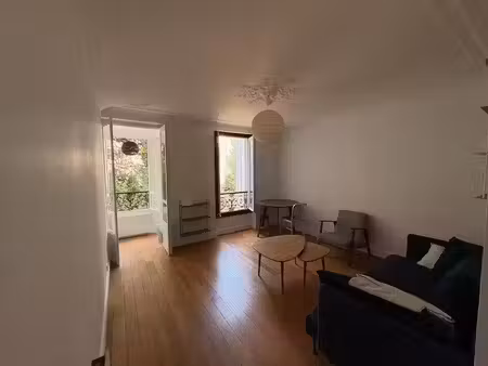 location meublée appartement 2 pièces 43 m² à paris 17ème (75017)  1 800 €