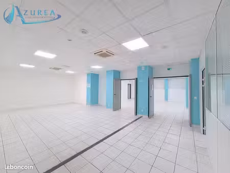 bureaux 378 m² nice