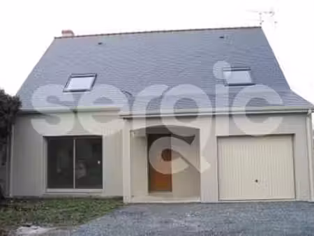 location maison au lion-d'angers (49220) : à louer / 113m² le lion-d'angers