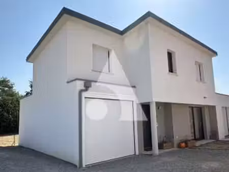 location maison à carquefou (44470) : à louer / 127m² carquefou