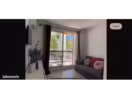 bel appartement t2 – à 2 min de monaco – étage piscine (bail de septembre à mai inclus)
