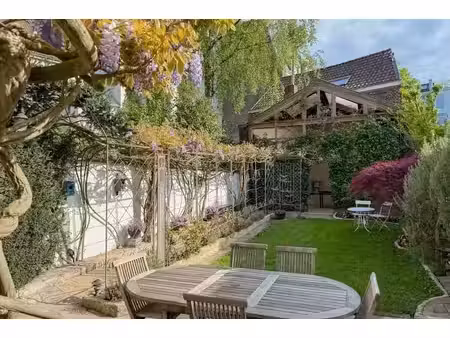 place brugmann : maison 6 ch + jardin orienté sud