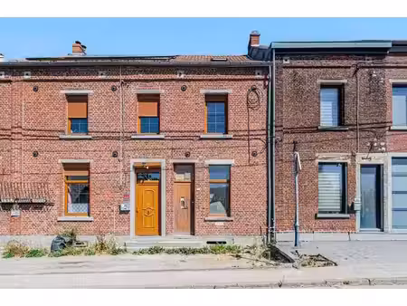 maison 2 façades à rénover avec jardin – fort potentiel !