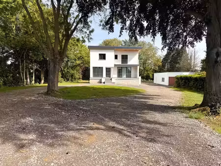 villa lumineuse entièrement rénovée!