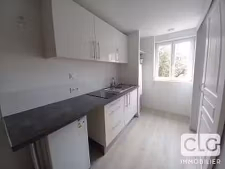 location appartement 2 pièces à quimper (29000) : à louer 2 pièces / 30m² quimper