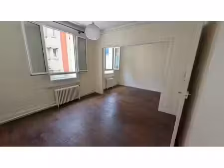 location appartement 2 pièces 50 m² à le havre (76600)  567 €