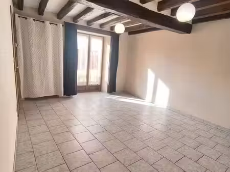 maison 82m² avec cour et cave