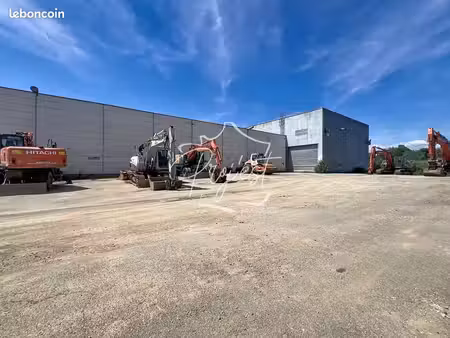 local 1500 m² argiésans