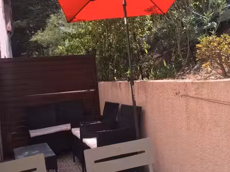 t2 terrasse au calme bandol