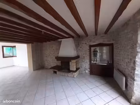 belle maison de caractère  restauré au calme./ a 20 minutes sud d'angerville.. /