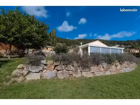 villa de plain-pied contemporaine 120 m² – terrain 1700 m² – proche annonay