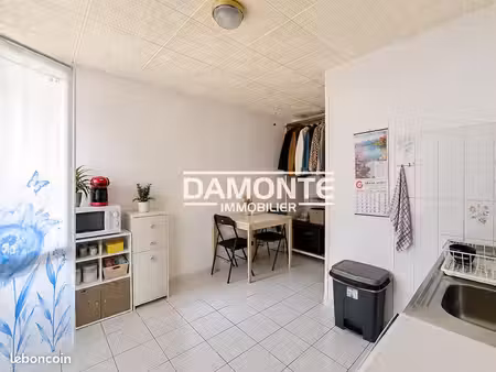 studio 1 pièce 22 m²