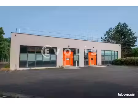 bureau 2 000 m²