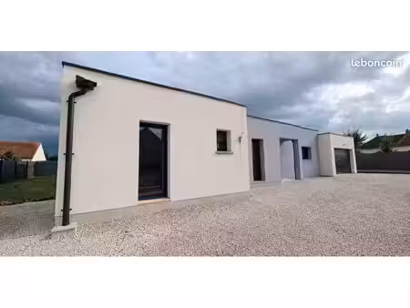 maison familiale de plain-pied 155 m² + garage 22 m²
