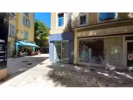 local commercial à louer