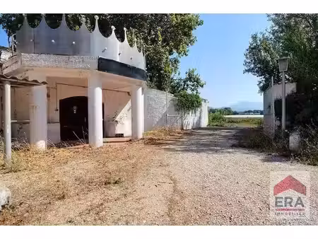 local commercial à vendre