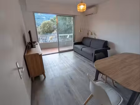 loue studio meublé
