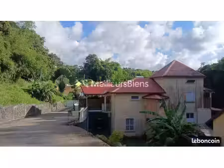 appartement 4 pièces 102 m²