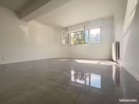 appartement 1 pièce 41 m²