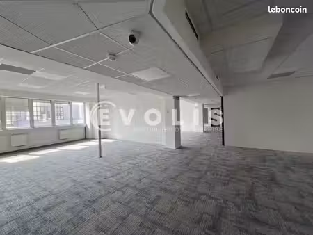bureau 347 m²
