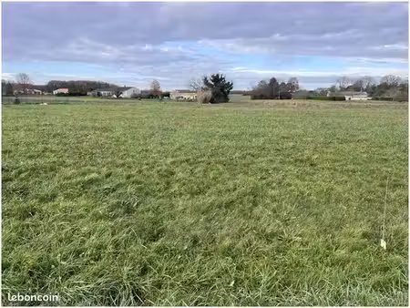 terrain à bâtir de 1358 m2 au prix de 28000 à vouthon (16)