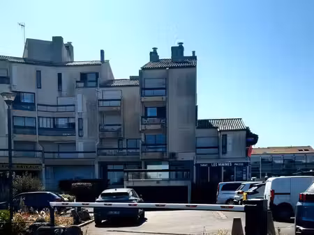 garage fermé 13 3 m2 – port des minimes – résidence les quais de la rochelle