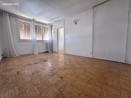 appartement 4 pièces 64 m²