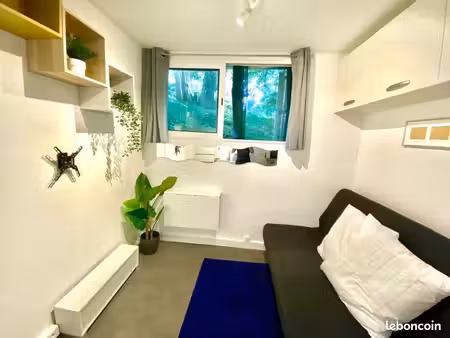 appartement 1 pièce 9 m²