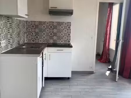 appart 2 pièces de 29 m2-villiers le bel