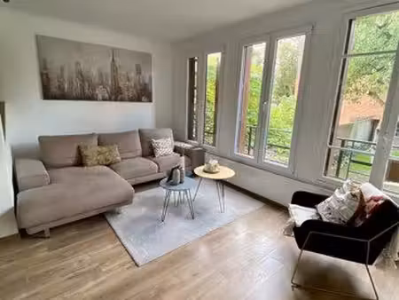 maison meublée 85 m² – 3 chambres – jardin – terrasse – sous-sol – 10 min du lac d’enghien