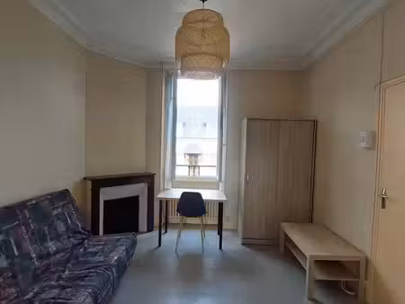 studio centre vierzon  toutes charges comprises