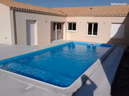 maison récente de plain-pied 118 m² avec piscine = saint-sulpice-de-royan (17200)