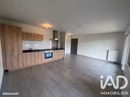 appartement 3 pièces 64 m²