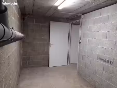 box de stockage de 11m²