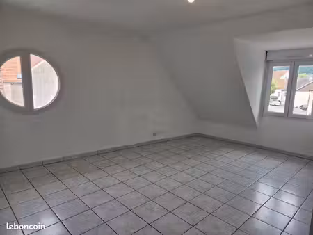 appartement 4p à louer à vercel-villedieu-le-camp