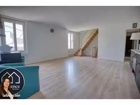 maison de ville 6 pièces 127 m²