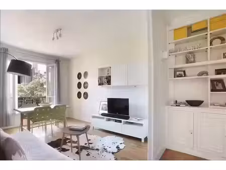location meublée appartement 2 pièces 51 m² à paris 17ème (75017)  2 190 €