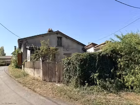 jolie maison 5 minutes de nanteuil avec terrain constructible