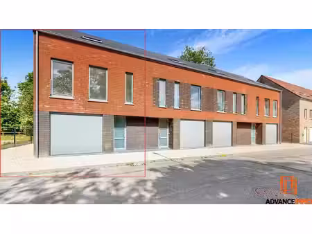 4 chambres  garage & jardin : elle a tout pour plaire ! ?